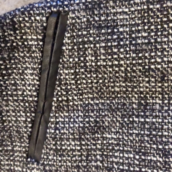 Banana Republic min skirt size 14 - Picture 5 of 10